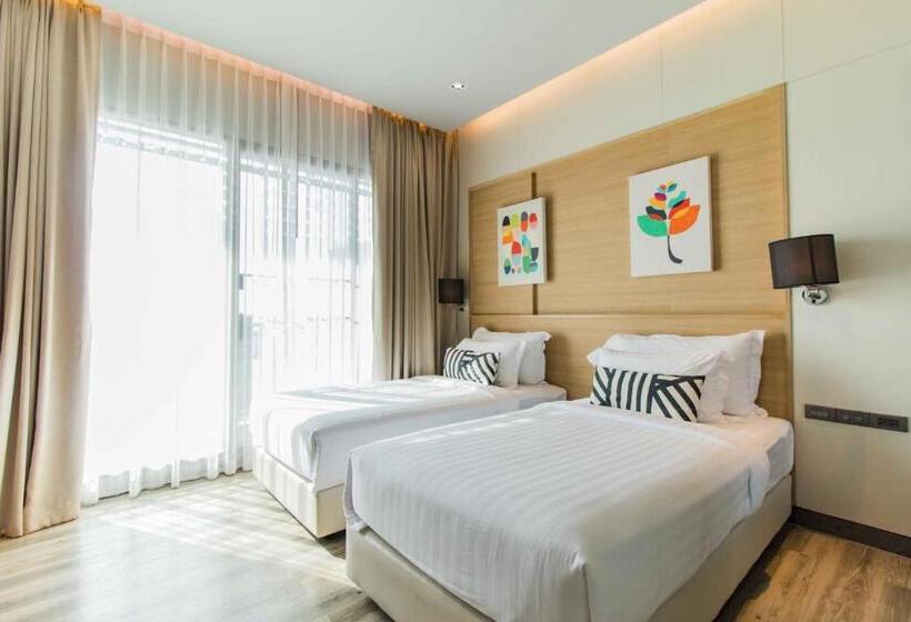 استودیوی استاندارد, Aisana Hotel Korat