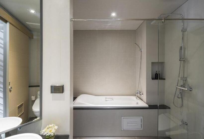 اتاق استاندارد, Aisana Hotel Korat