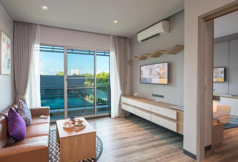 سوئیت 2 خوابه, Aisana Hotel Korat