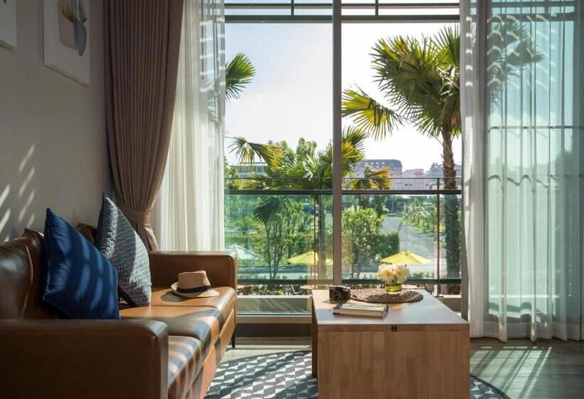 اتاق استاندارد, Aisana Hotel Korat
