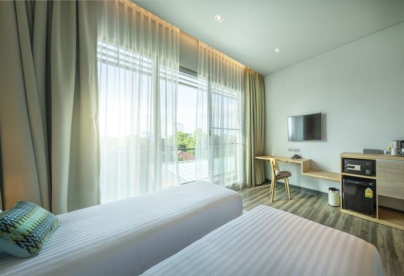 اتاق سوپریور, Aisana Hotel Korat