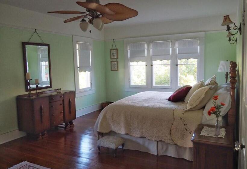 اتاق لوکس با تخت بزرگ, Lady Geneva Bed & Breakfast