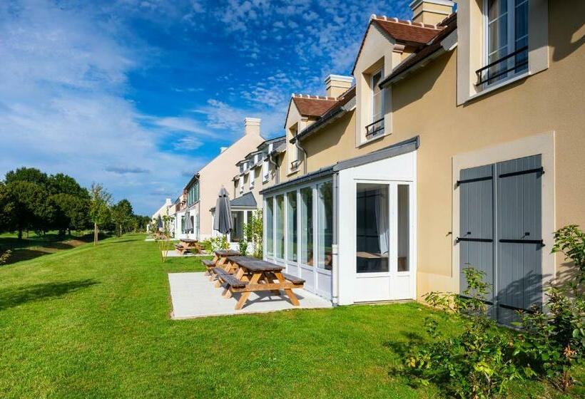 ویلای 4 خوابه, Staycity Aparthotels Near Disneyland Paris