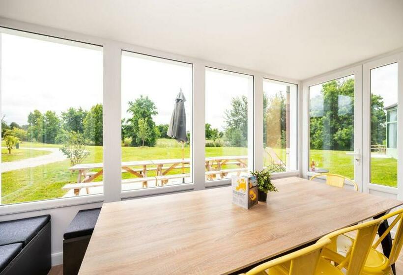 ویلای 5 خوابه, Staycity Aparthotels Near Disneyland Paris