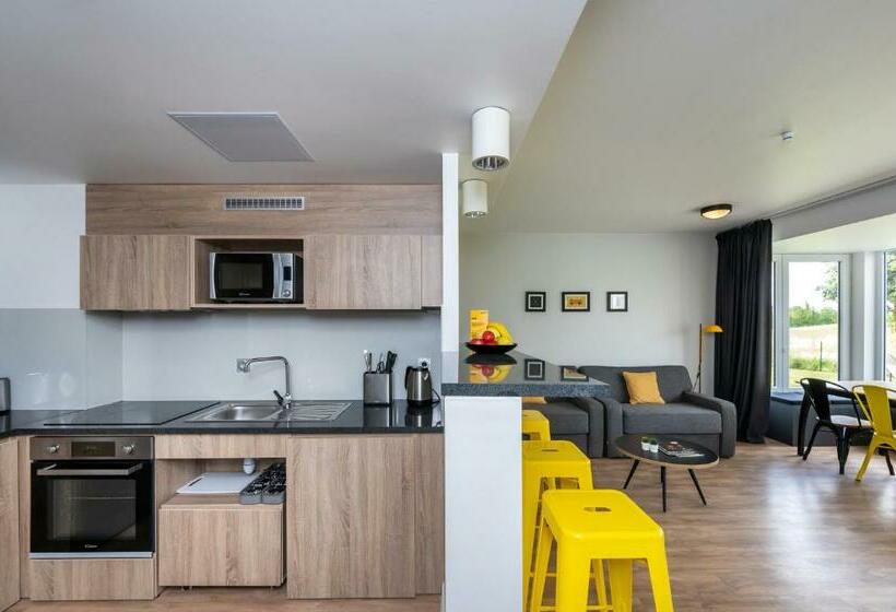 ویلای 5 خوابه, Staycity Aparthotels Near Disneyland Paris