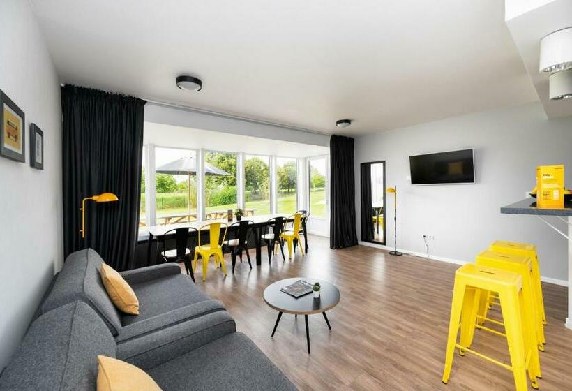 ویلای 5 خوابه, Staycity Aparthotels Near Disneyland Paris