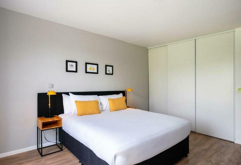 ویلای 5 خوابه, Staycity Aparthotels Near Disneyland Paris