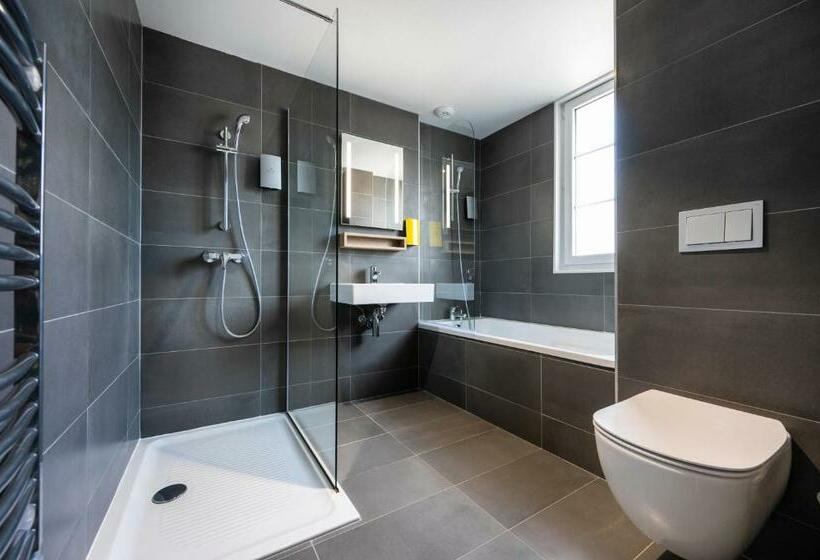 ویلای 5 خوابه, Staycity Aparthotels Near Disneyland Paris