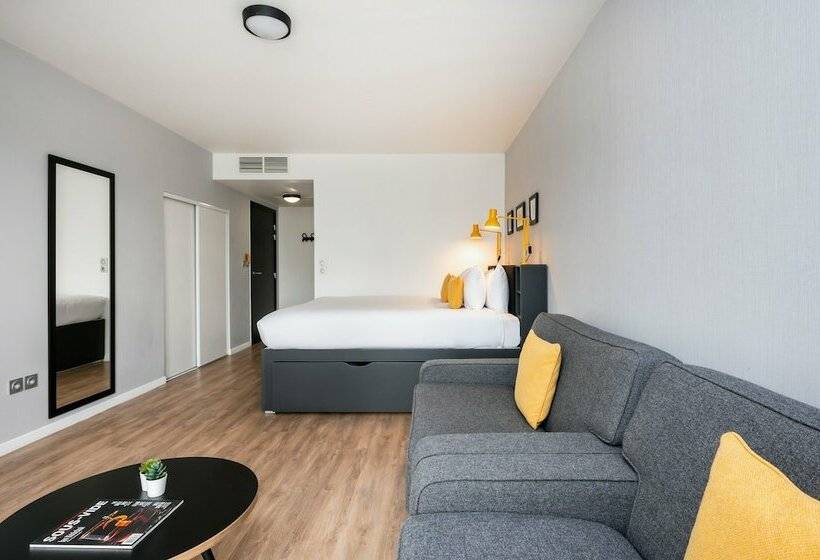 ویلای 5 خوابه, Staycity Aparthotels Near Disneyland Paris