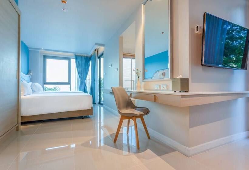 اتاق لوکس با چشم‌انداز دریا, Centara Sonrisa Residences & Suites Sriracha