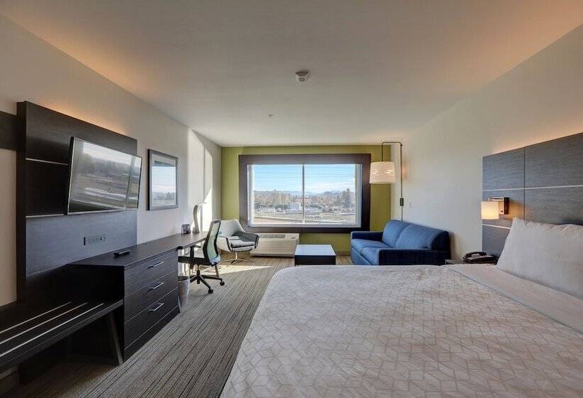 스위트, Holiday Inn Express & Suites   Auburn Downtown, An Ihg