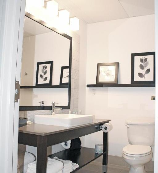 Deluxe Suite King Bed, Independence Stay Hotel & Suites