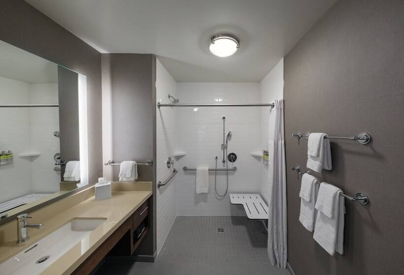 带2个卧室的套房, Staybridge Suites   Phoenix – Biltmore Area, An Ihg