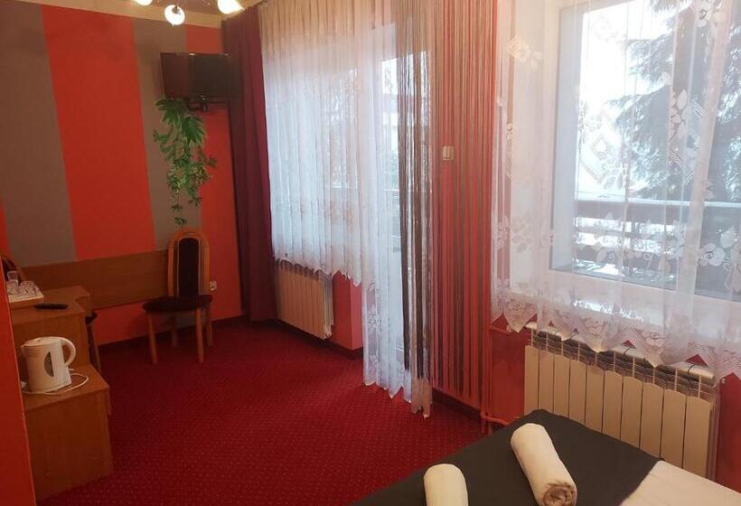 Номер Стандарт с Балконом, Rezydencja Izabella