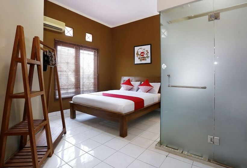スタンダードルーム, Oyo 1072 Kampung Condro Wulan Guesthouse