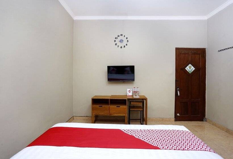 デラックススイート, Oyo 1072 Kampung Condro Wulan Guesthouse