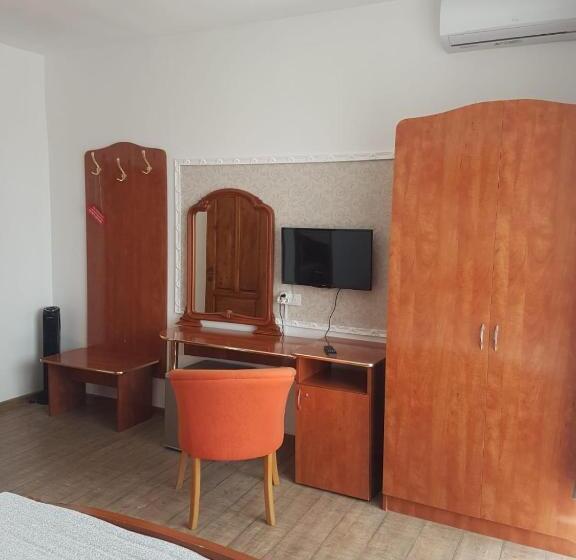 اتاق استاندارد با بالکن, Vila Fortuna Auri