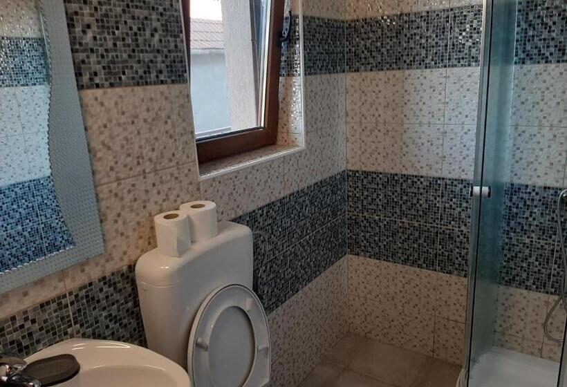 اتاق استاندارد با بالکن, Vila Fortuna Auri