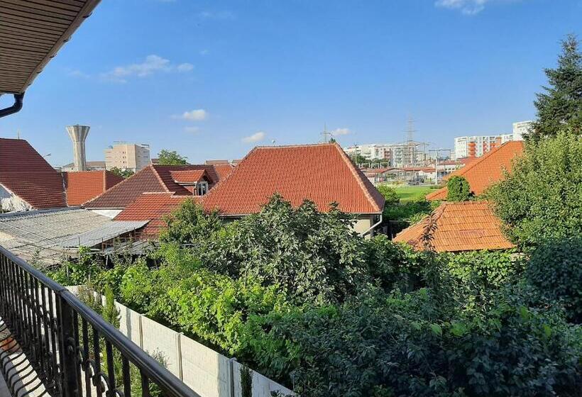اتاق استاندارد با بالکن, Vila Fortuna Auri
