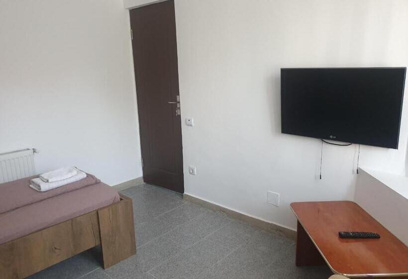 اتاق استاندارد یک نفره, Vila Fortuna Auri