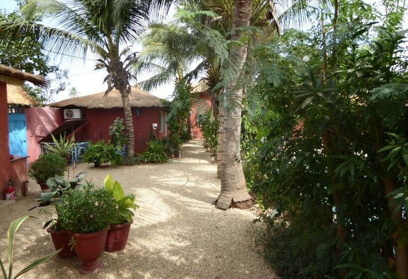 اتاق استاندارد با چشم‌انداز باغ, Joal Lodge