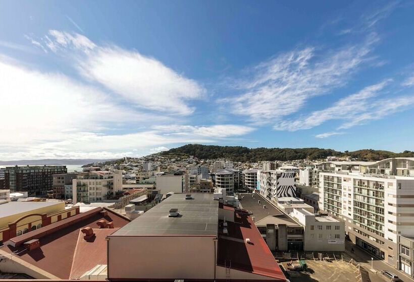 Номер Стандарт Вид на Город, Oaks Wellington