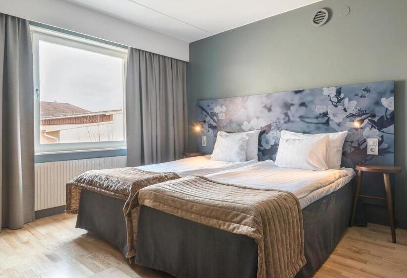اتاق خانوادگی, Quality Hotel Ekoxen