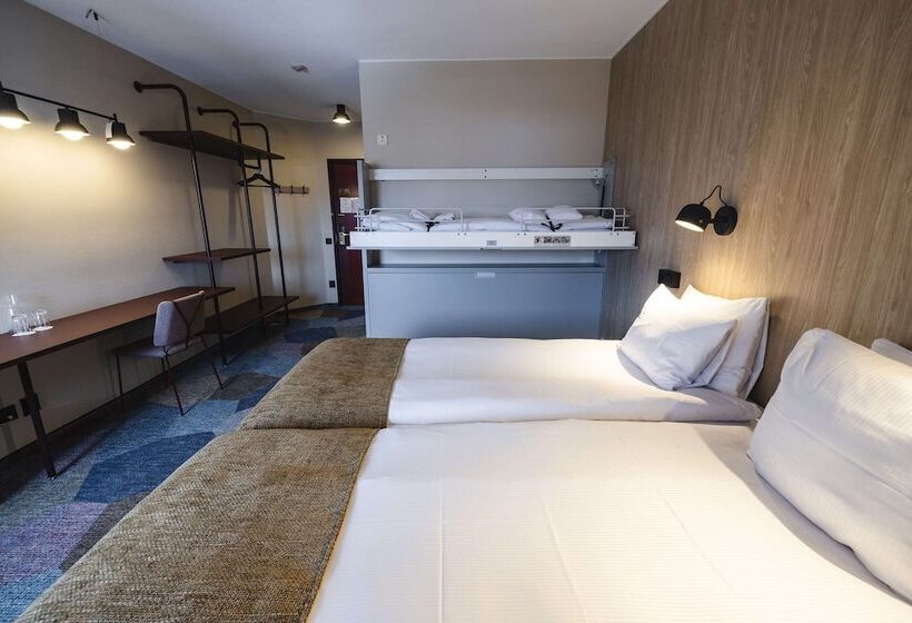 패밀리 룸, Quality Hotel Royal Corner