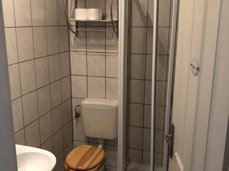 标准单人间, Landgasthof Deinert