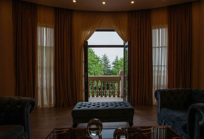 سوئیت پرزیدنت, Leto Boutique Hotel Zugdidi