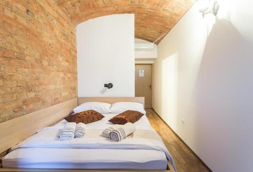 اتاق استاندارد, Guesthouse Bed 4 You