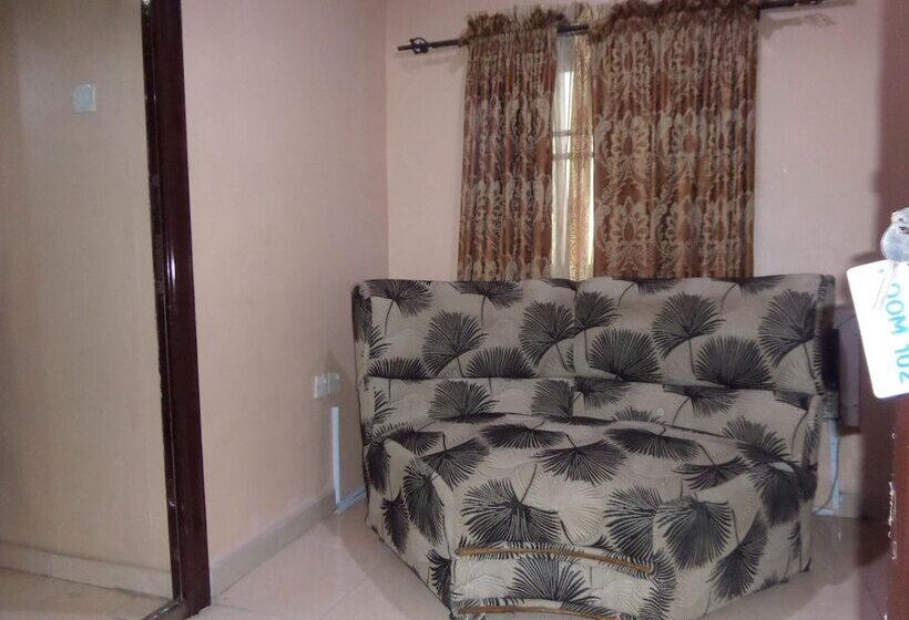 سوییت, Murray S Suites