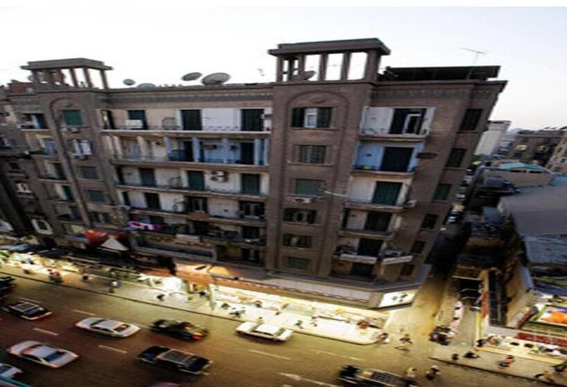 اتاق لوکس, Cheers Hostel Cairo
