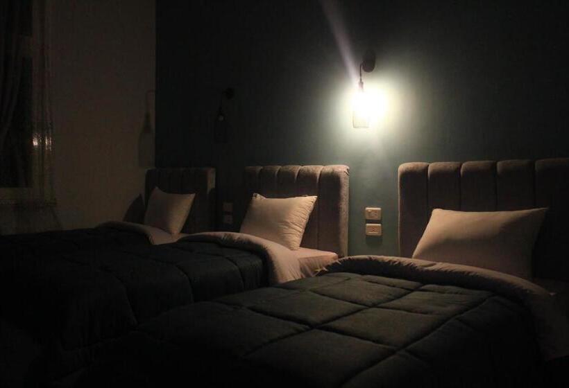 تختخواب در اتاق مشترک, Cheers Hostel Cairo