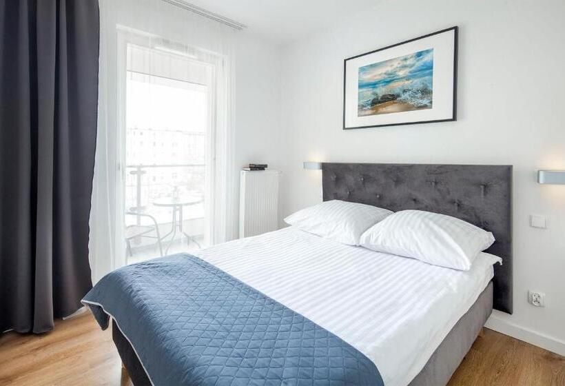 سوییت سوپریور, Sleepy3city Apartments Batorego 9