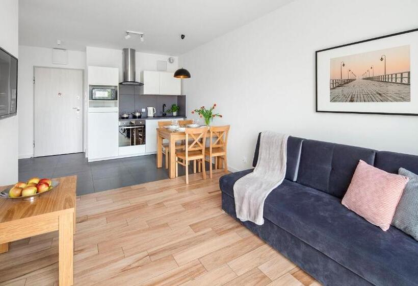 سوییت سوپریور, Sleepy3city Apartments Batorego 9