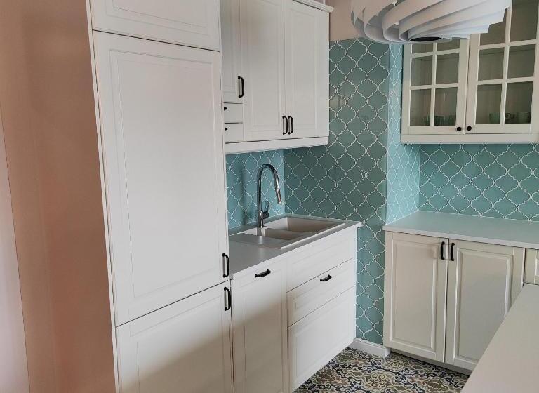 سوییت لوکس, Sleepy3city Apartments Batorego 9