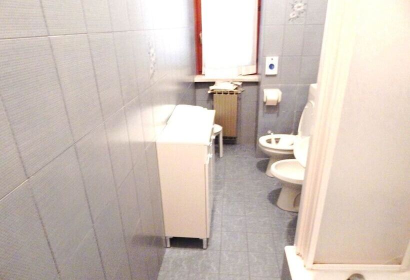 استودیوی استاندارد, Residence Europa Unita