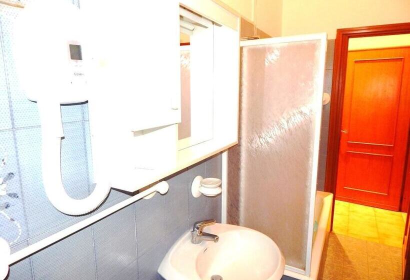استودیوی استاندارد, Residence Europa Unita
