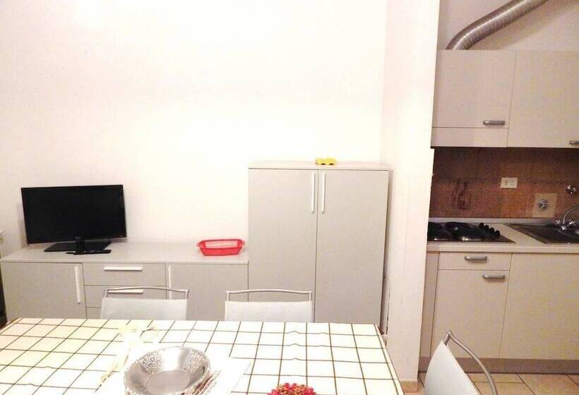 آپارتمان 1 خوابه, Residence Europa Unita
