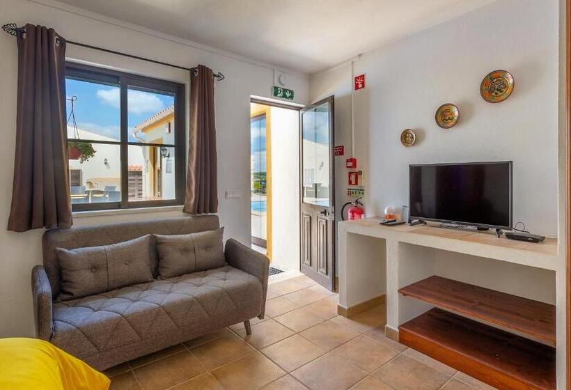 Номер Стандарт, Casa Dos Ninos