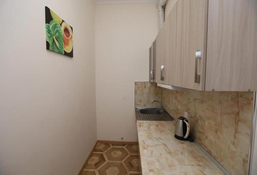 اتاق اکونومی, Alba Hotel Yerevan