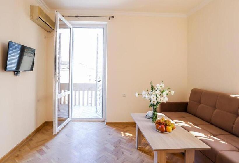 آپارتمان 1 خوابه, Alba Hotel Yerevan