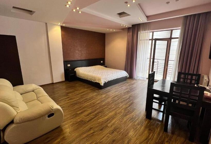 اتاق استاندارد, Grand Hills