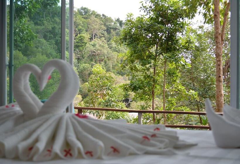بانگلوی لوکس, Pearl Beach Resort & Spa