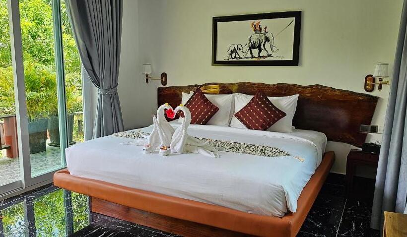 بانگلوی لوکس, Pearl Beach Resort & Spa