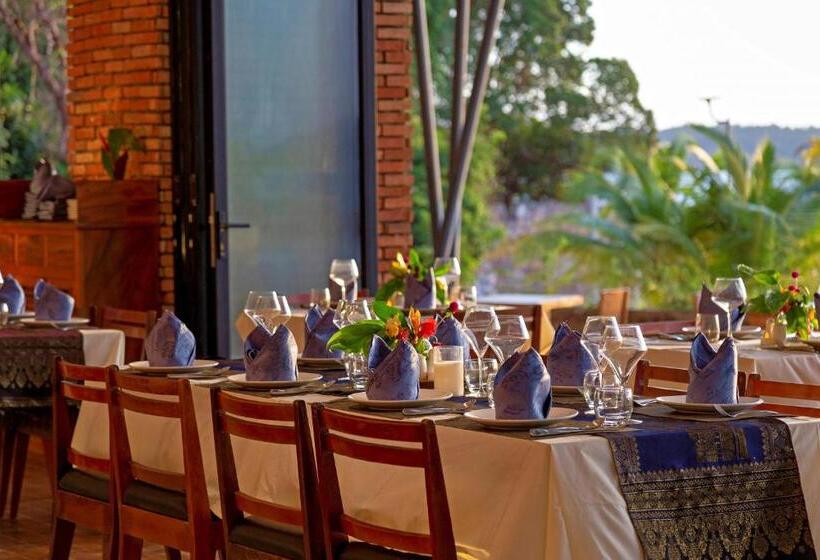 سوییت با چشم‌انداز دریا, Pearl Beach Resort & Spa