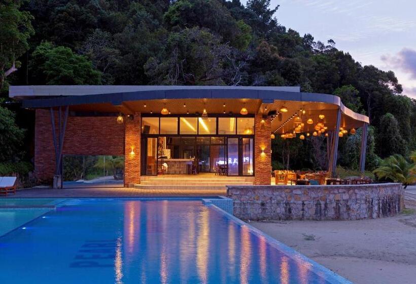 بانگلوی لوکس, Pearl Beach Resort & Spa