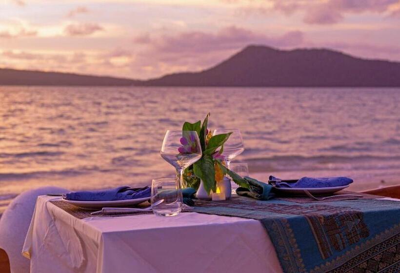 بانگلوی لوکس, Pearl Beach Resort & Spa
