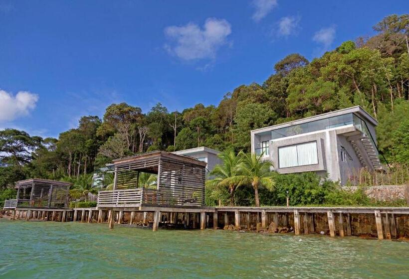 سوییت با چشم‌انداز دریا, Pearl Beach Resort & Spa